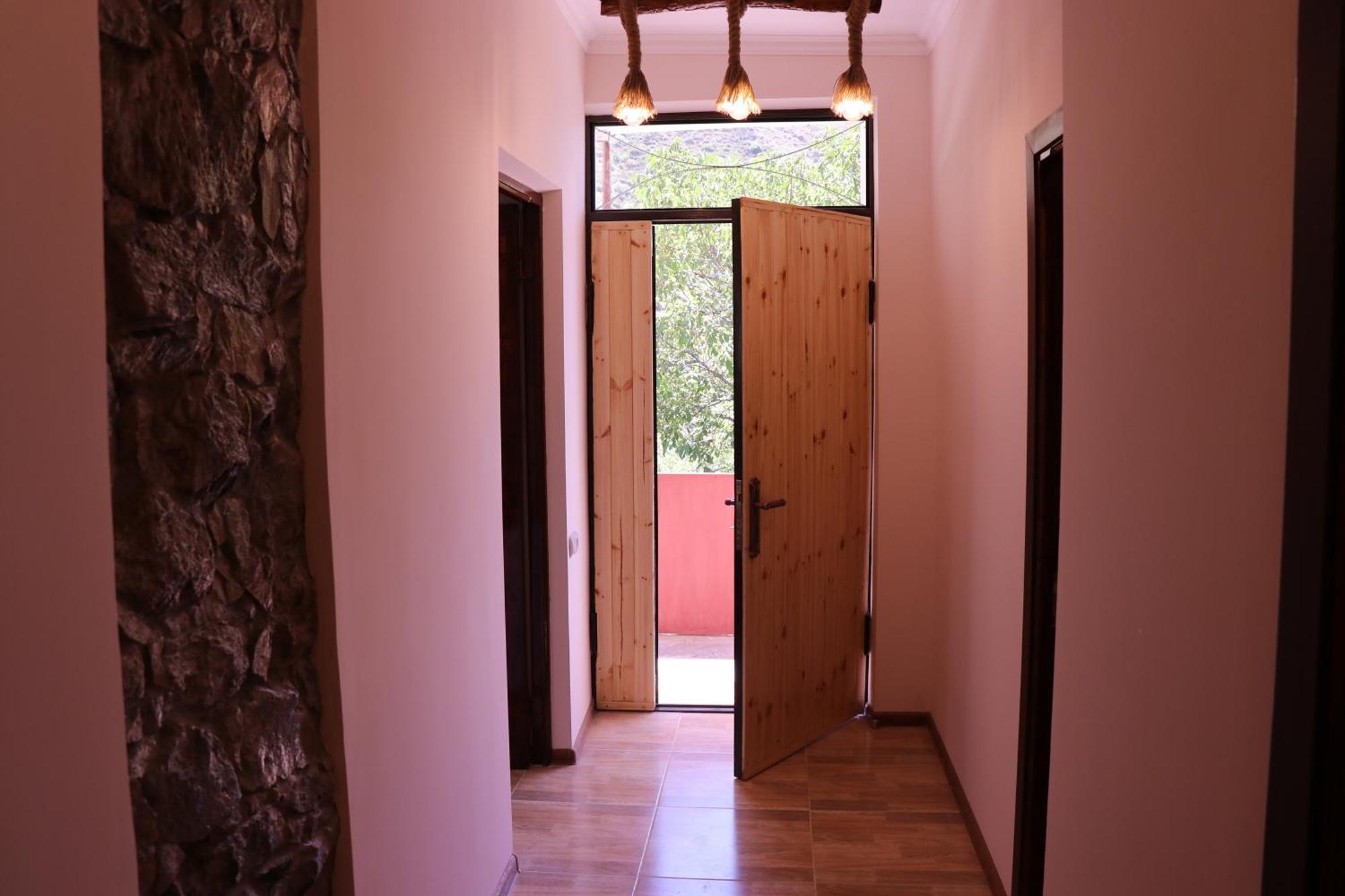 Legend Guest House Artabuynk Екстер'єр фото
